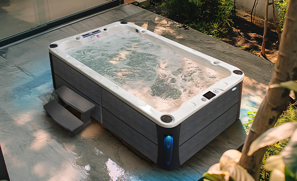 Deck Series Yonkers hot tubs for sale